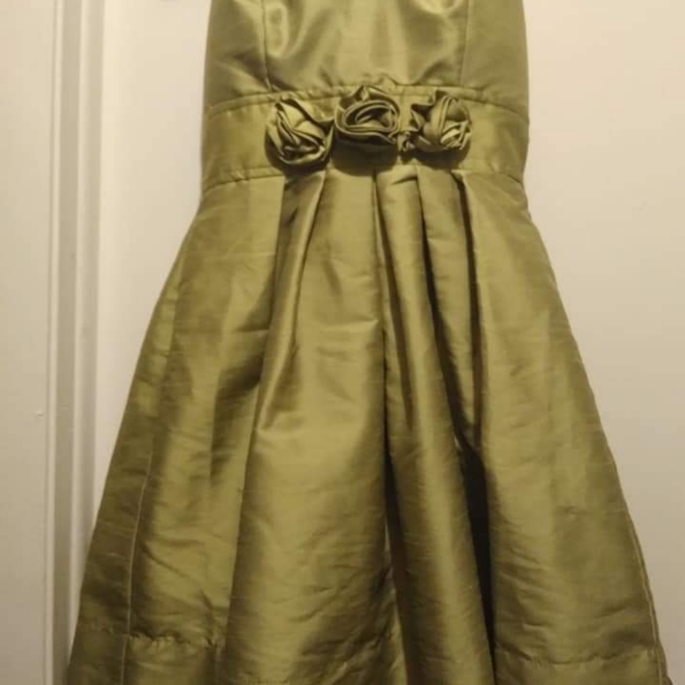 Green cocktail dress